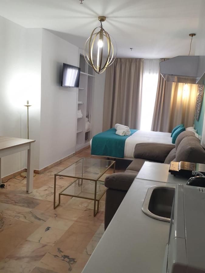 Apartamentos Dona Lola Seville Ngoại thất bức ảnh