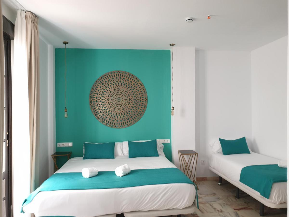 Apartamentos Dona Lola Seville Ngoại thất bức ảnh