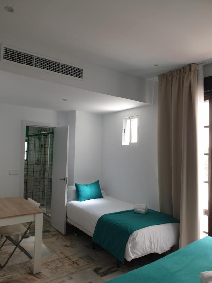 Apartamentos Dona Lola Seville Ngoại thất bức ảnh