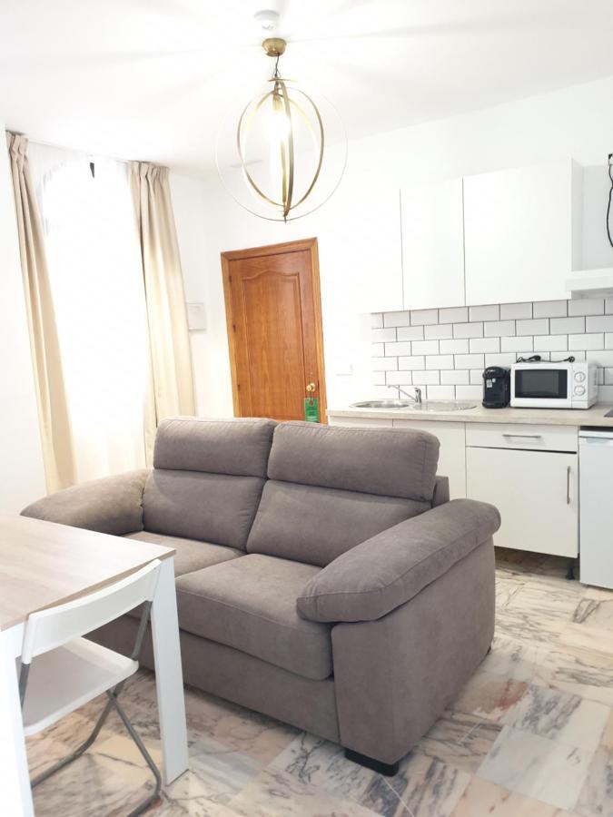 Apartamentos Dona Lola Seville Ngoại thất bức ảnh